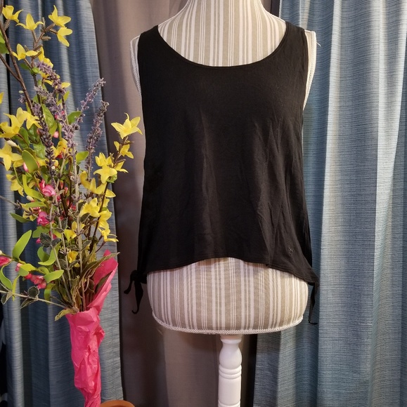 🌻🌺🌻VICTORIA'S SECRET PINK TIE SIDE TANK TOP!! - Picture 2 of 6